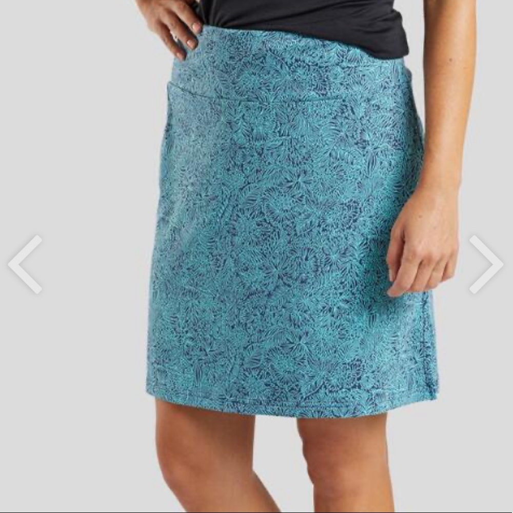 Title nine chimera skirt - Kiyomi